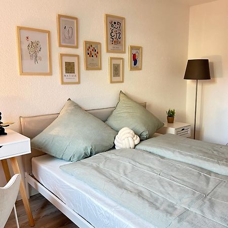 Modernes Designer-Apartment Fuer 7 Gaeste - 80Qm In Zentraler Lage, Self-Check-In Karlsruhe Eksteriør bilde