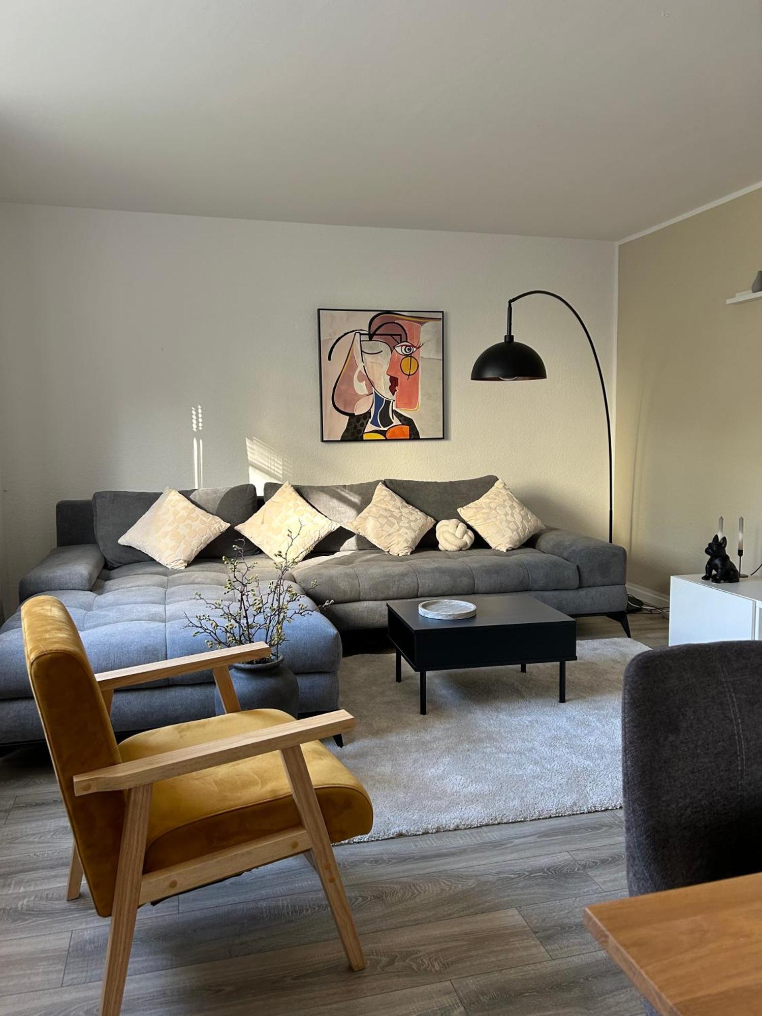 Modernes Designer-Apartment Fuer 7 Gaeste - 80Qm In Zentraler Lage, Self-Check-In Karlsruhe Eksteriør bilde
